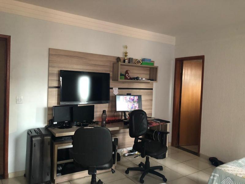 Apartamento à venda com 3 quartos, 144m² - Foto 13