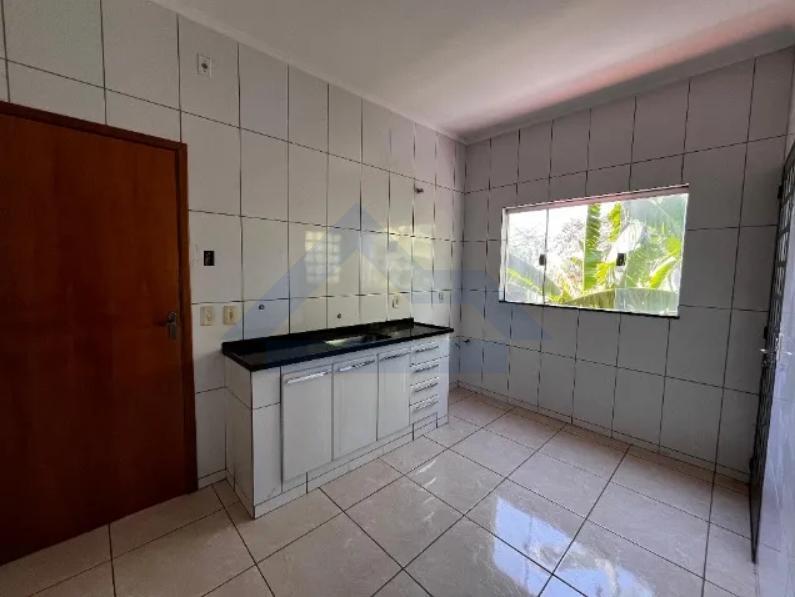 Apartamento à venda com 3 quartos, 95m² - Foto 11