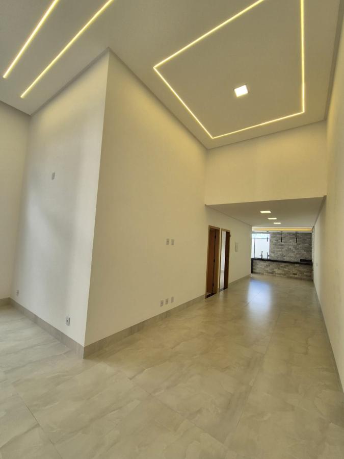 Casa à venda com 3 quartos, 225m² - Foto 16