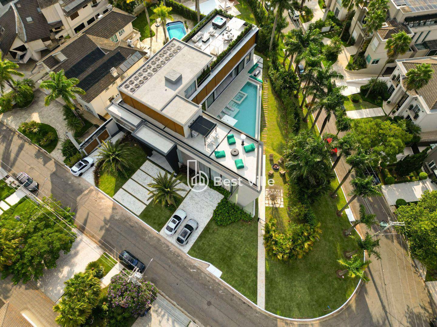 Casa de Condomínio à venda com 8 quartos, 1814m² - Foto 4