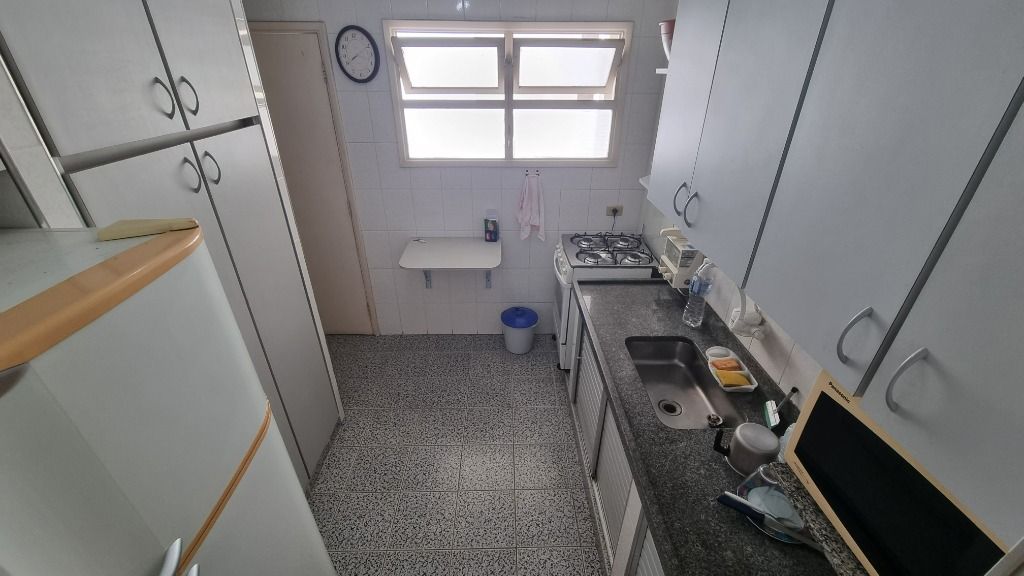 Apartamento à venda com 3 quartos, 75m² - Foto 13