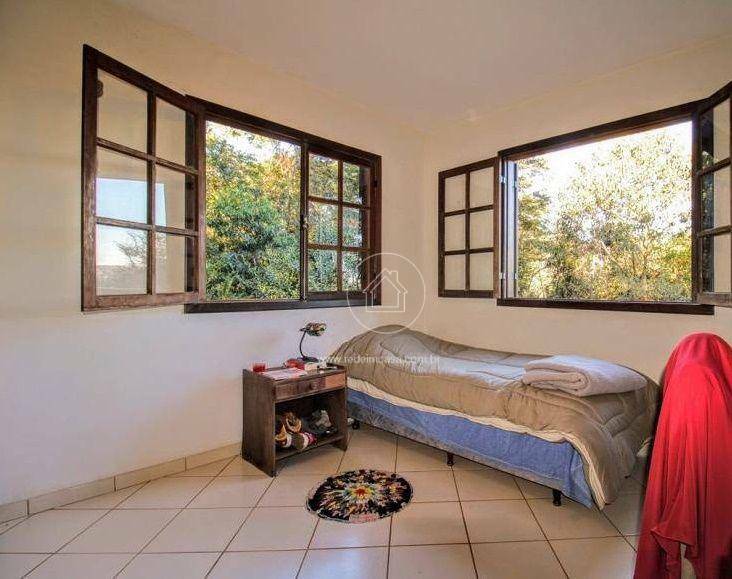 Casa à venda e aluguel com 4 quartos, 300m² - Foto 13