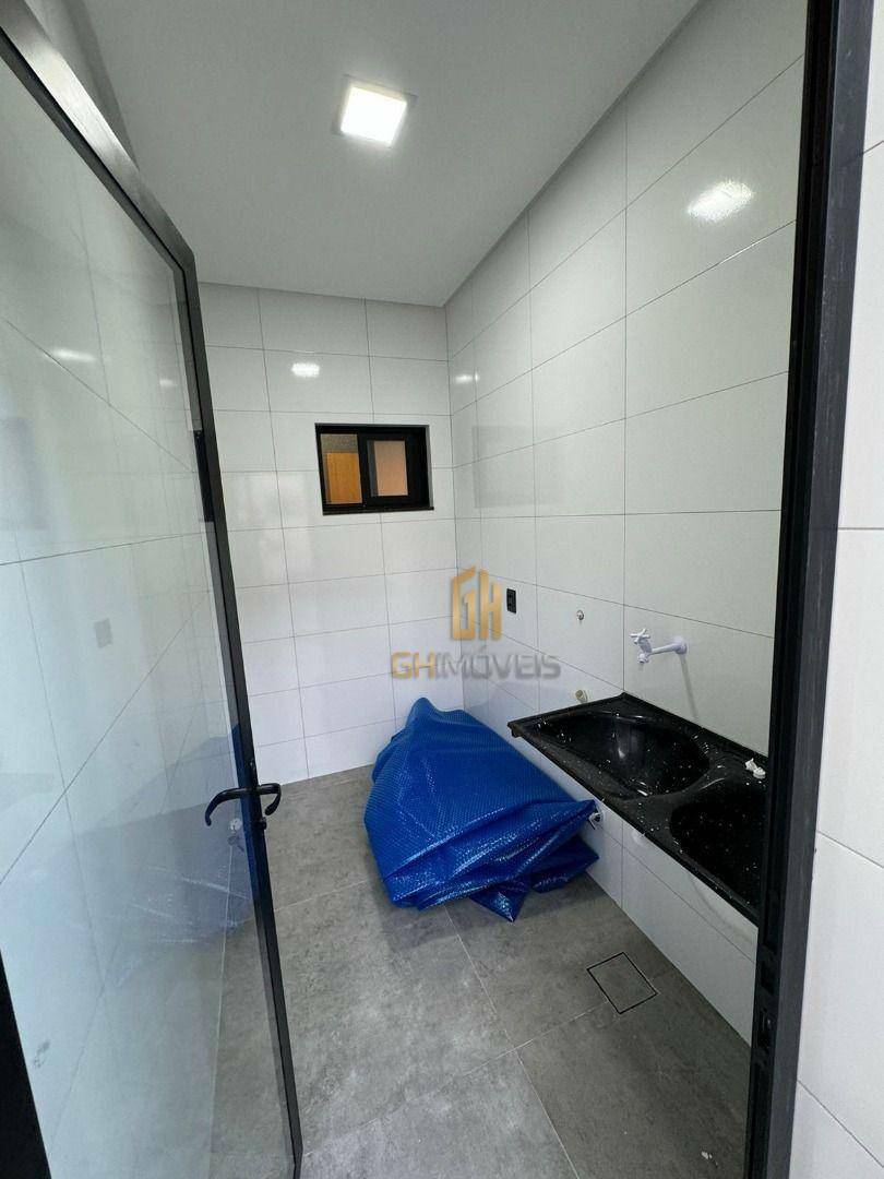 Casa à venda com 3 quartos, 151m² - Foto 8