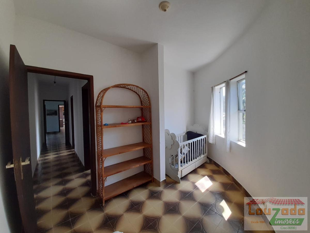 Casa à venda com 3 quartos, 353m² - Foto 12