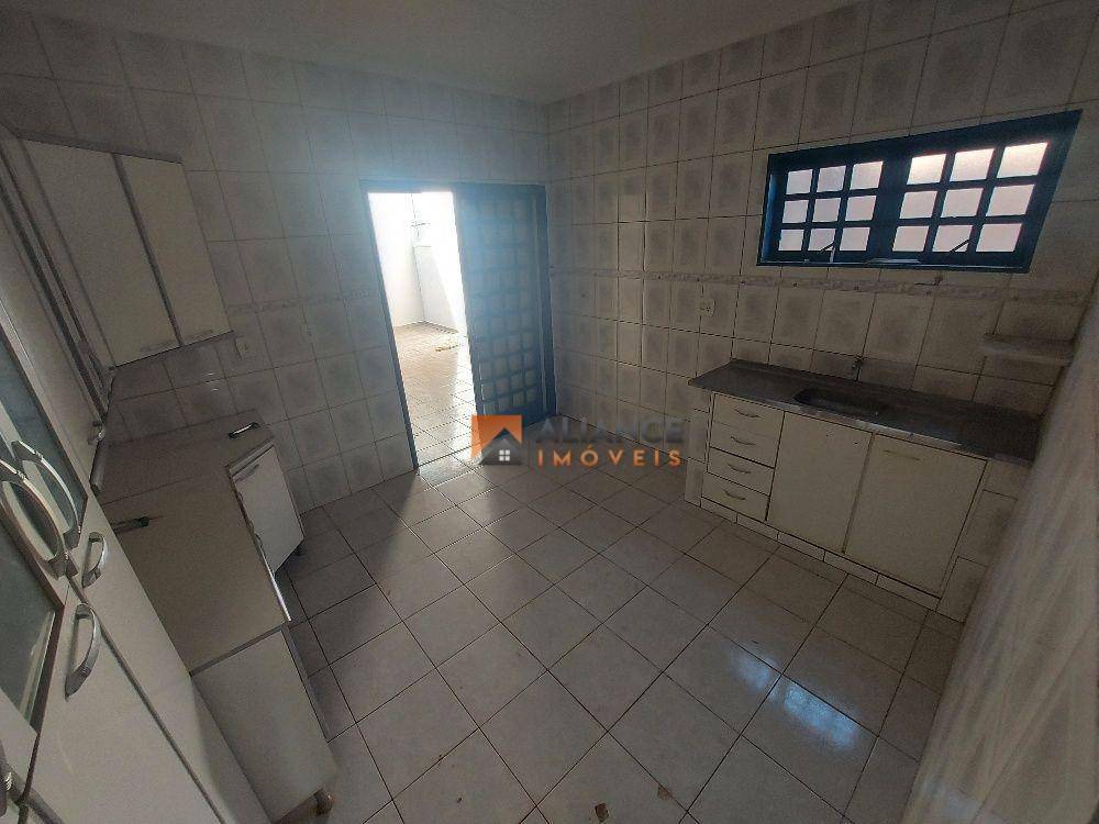 Casa à venda com 2 quartos, 125M2 - Foto 12