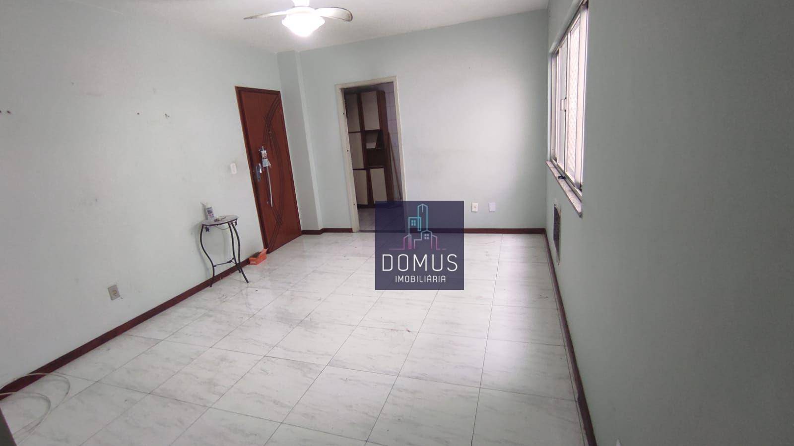 Apartamento à venda com 2 quartos, 75m² - Foto 2