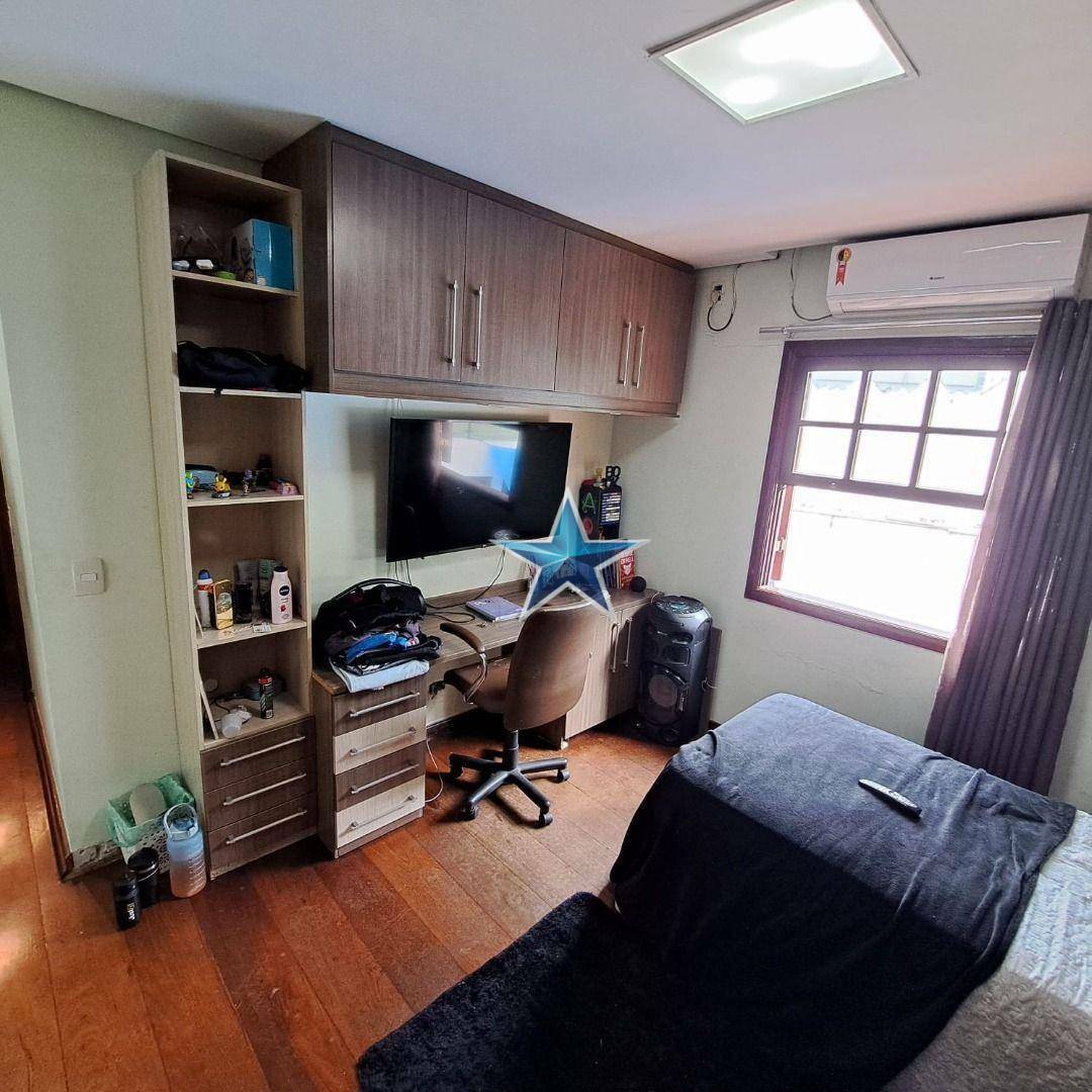 Sobrado à venda com 4 quartos, 220m² - Foto 64