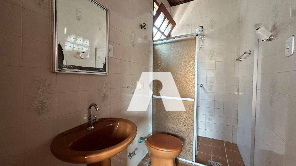 Casa de Condomínio para alugar com 3 quartos, 150m² - Foto 8