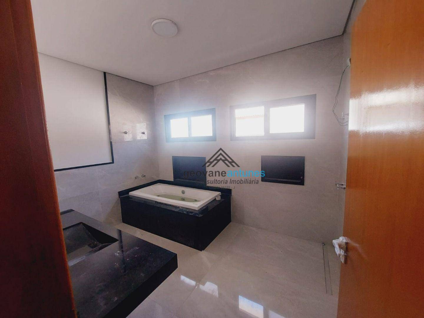 Casa de Condomínio à venda com 4 quartos, 470m² - Foto 12