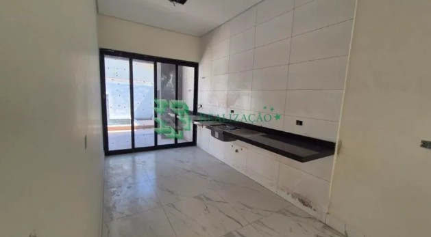 Casa à venda com 2 quartos, 72m² - Foto 17