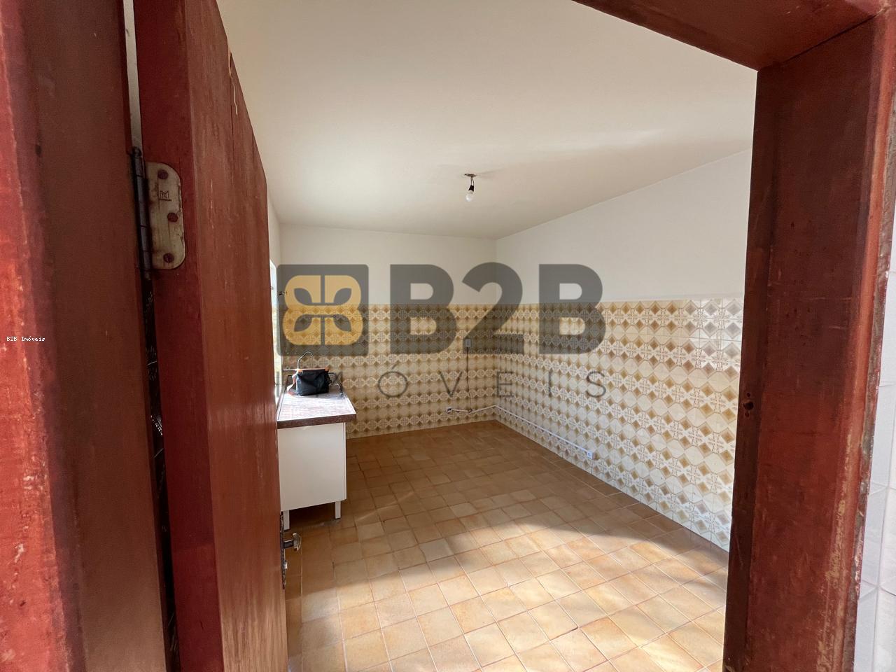 Casa à venda com 3 quartos, 169m² - Foto 7