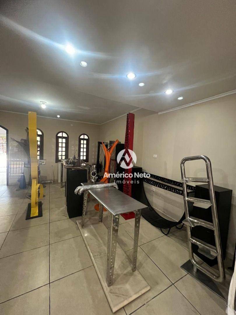 Casa à venda e aluguel com 2 quartos, 240m² - Foto 25