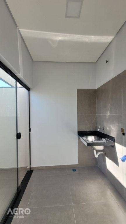 Casa à venda com 3 quartos, 185m² - Foto 12