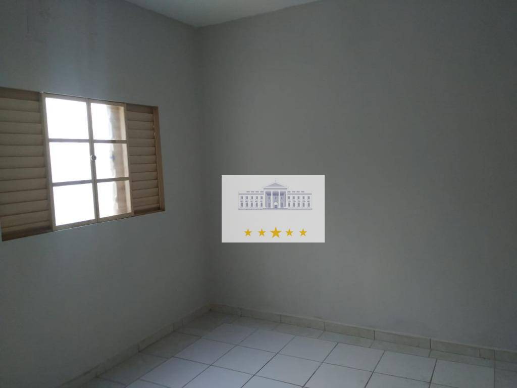 Casa para alugar com 1 quarto, 60m² - Foto 4