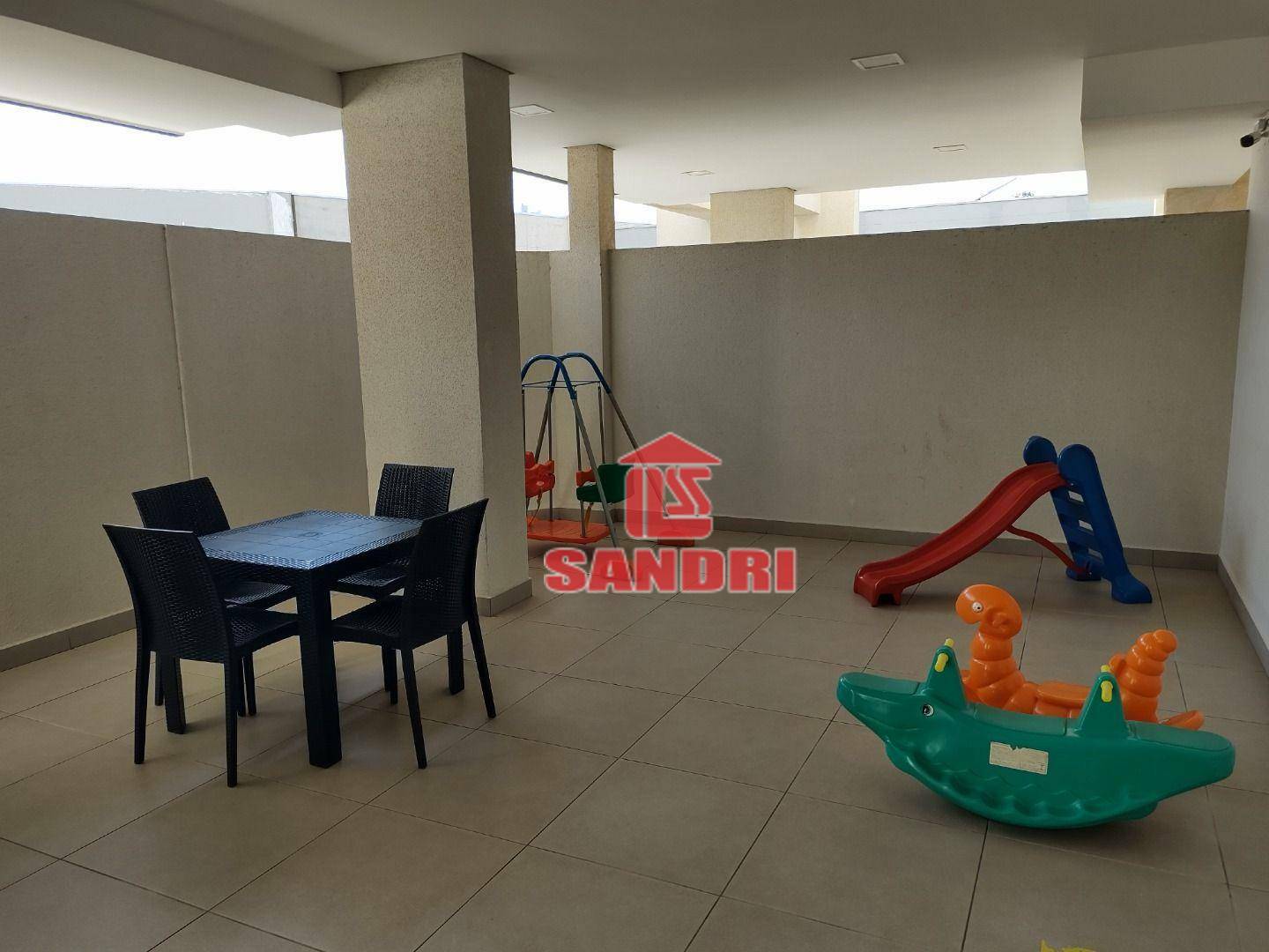 Apartamento para alugar com 2 quartos, 57m² - Foto 4