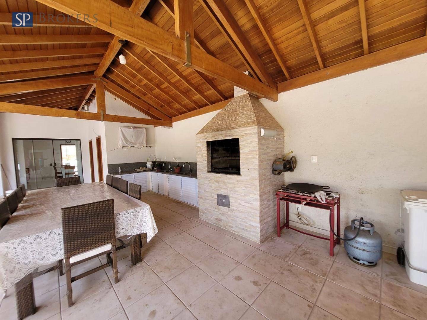 Chácara à venda com 6 quartos, 840m² - Foto 10