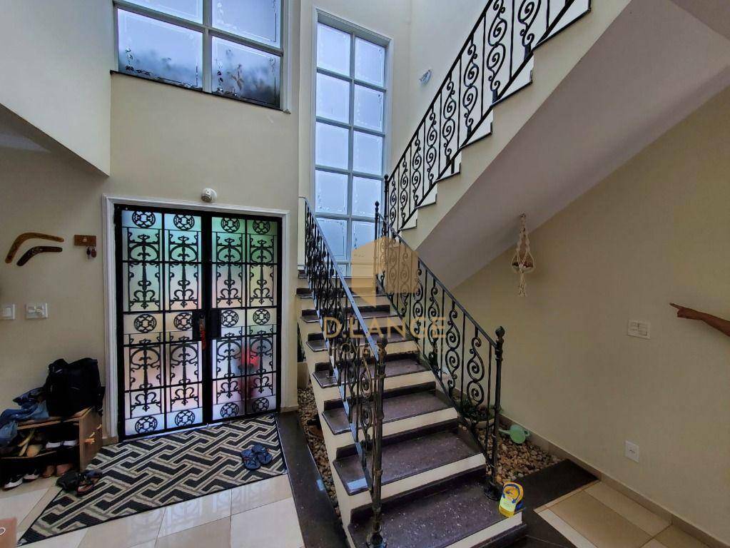 Casa de Condomínio à venda com 4 quartos, 420m² - Foto 20