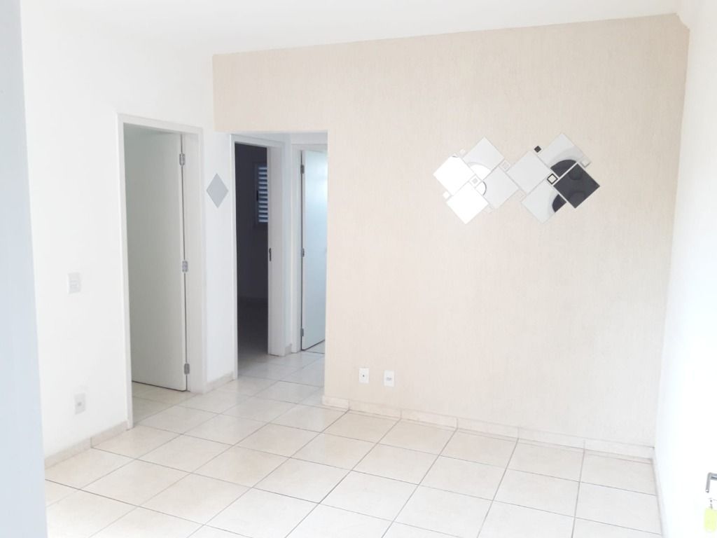 Apartamento à venda com 2 quartos, 45m² - Foto 2