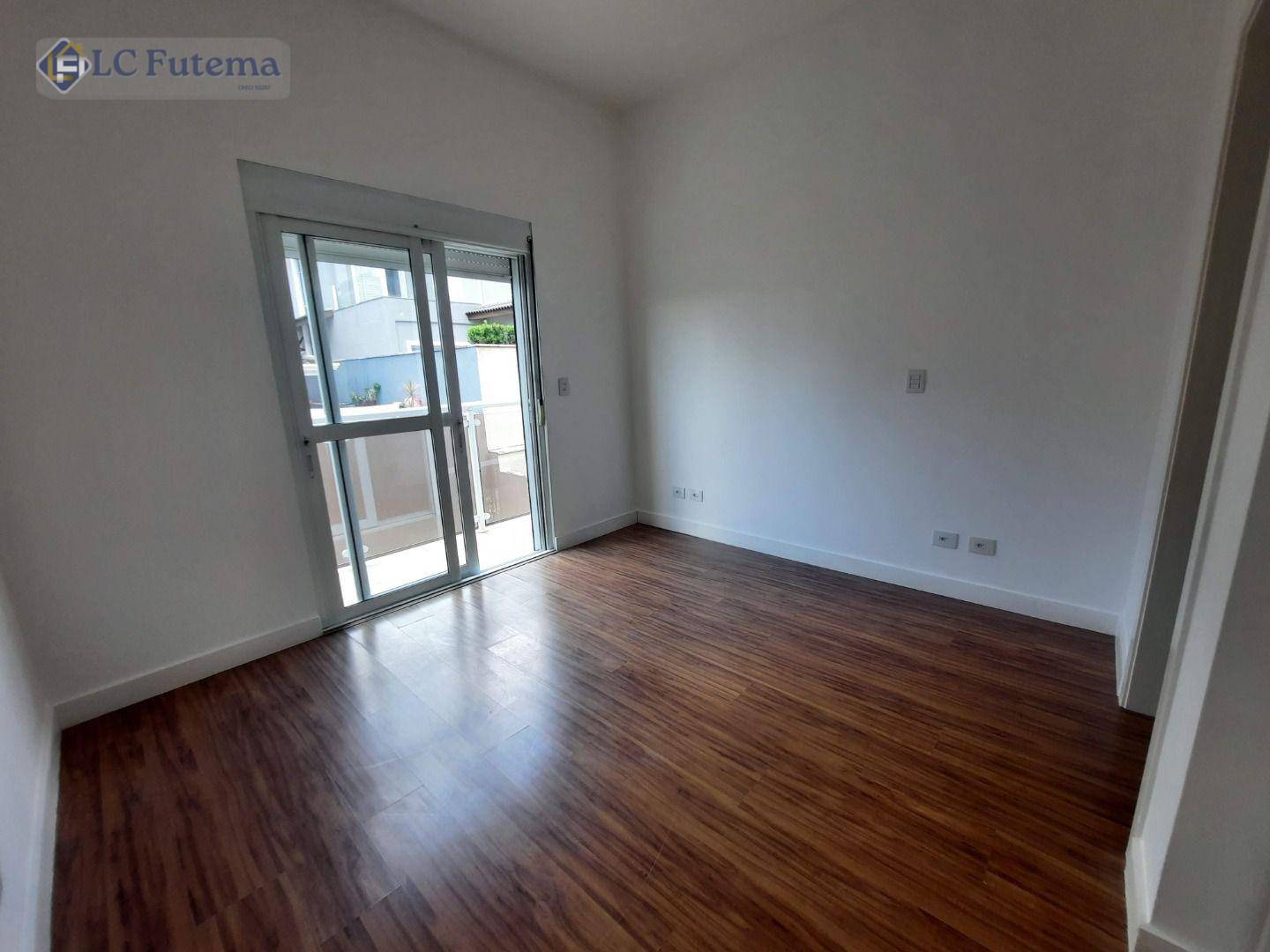 Casa de Condomínio para alugar com 3 quartos, 214m² - Foto 30