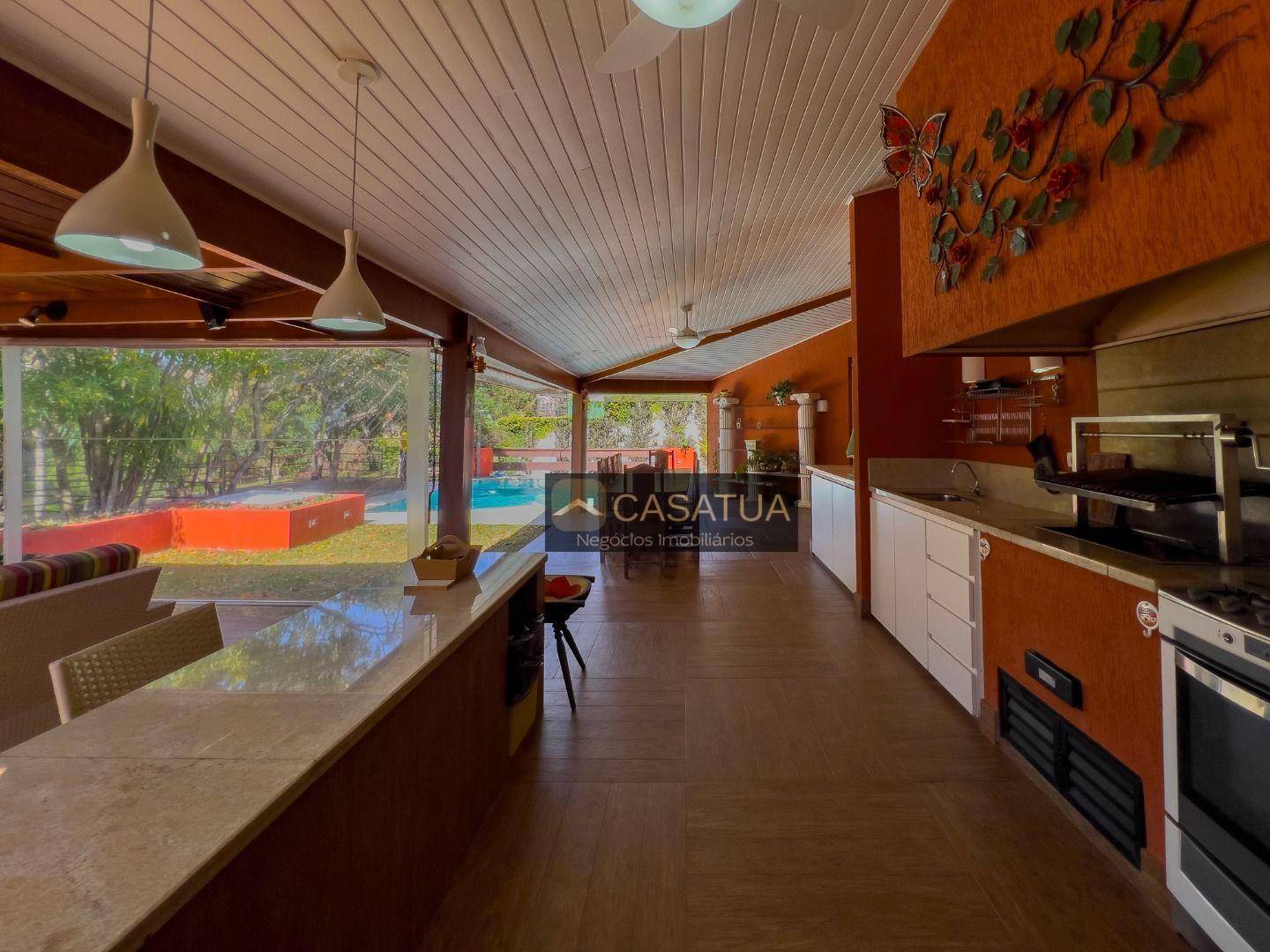 Chácara, 3 quartos, 2492 m² - Foto 1