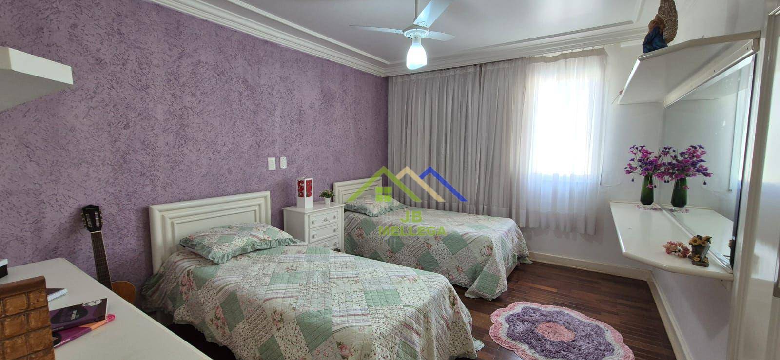 Casa, 3 quartos, 284 m² - Foto 10