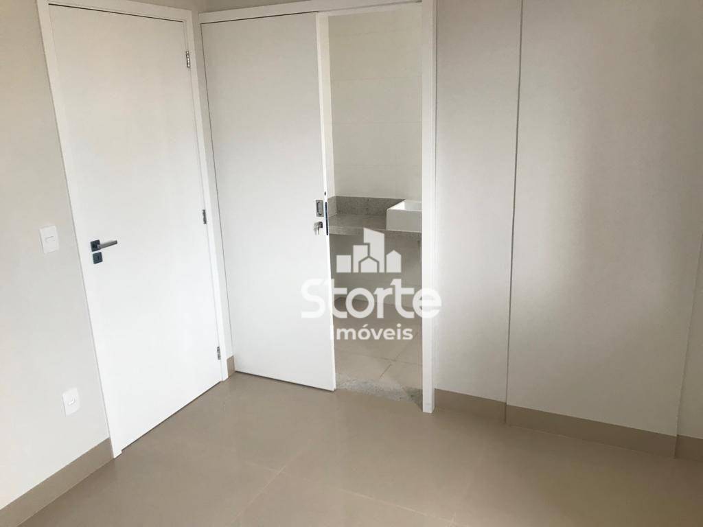 Apartamento à venda com 3 quartos, 119m² - Foto 20