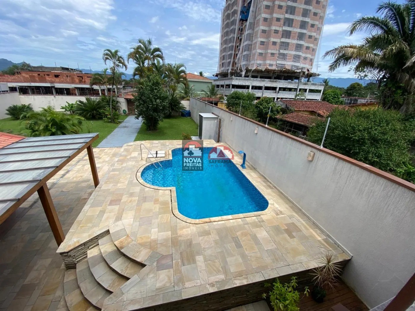 Casa à venda com 4 quartos, 1000m² - Foto 25