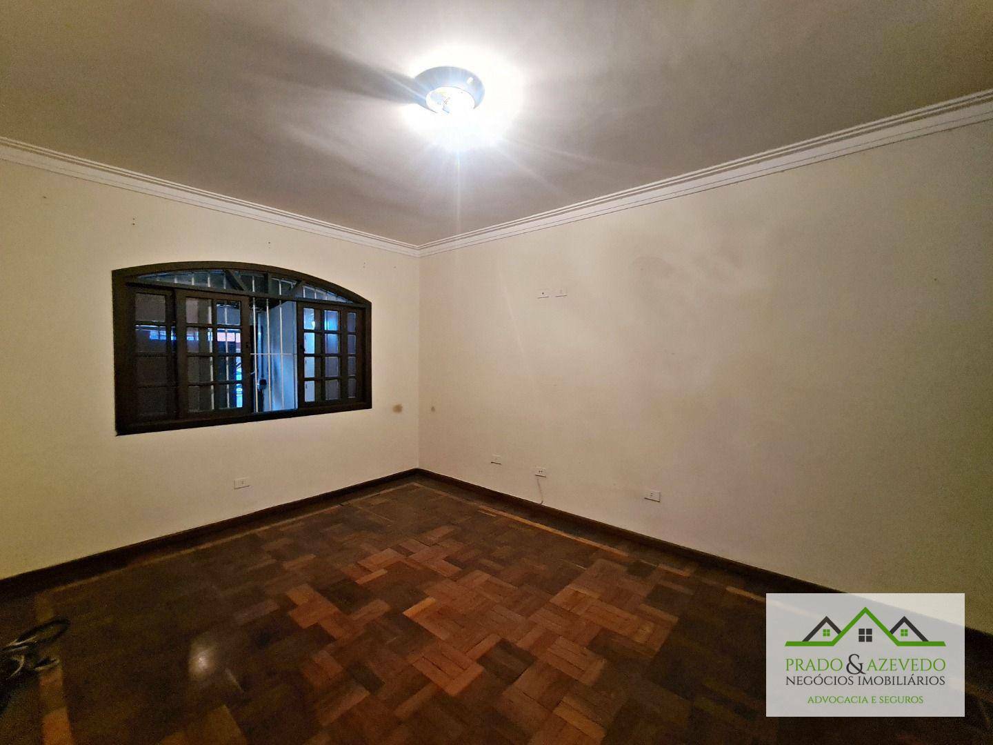 Casa à venda com 3 quartos, 202m² - Foto 4