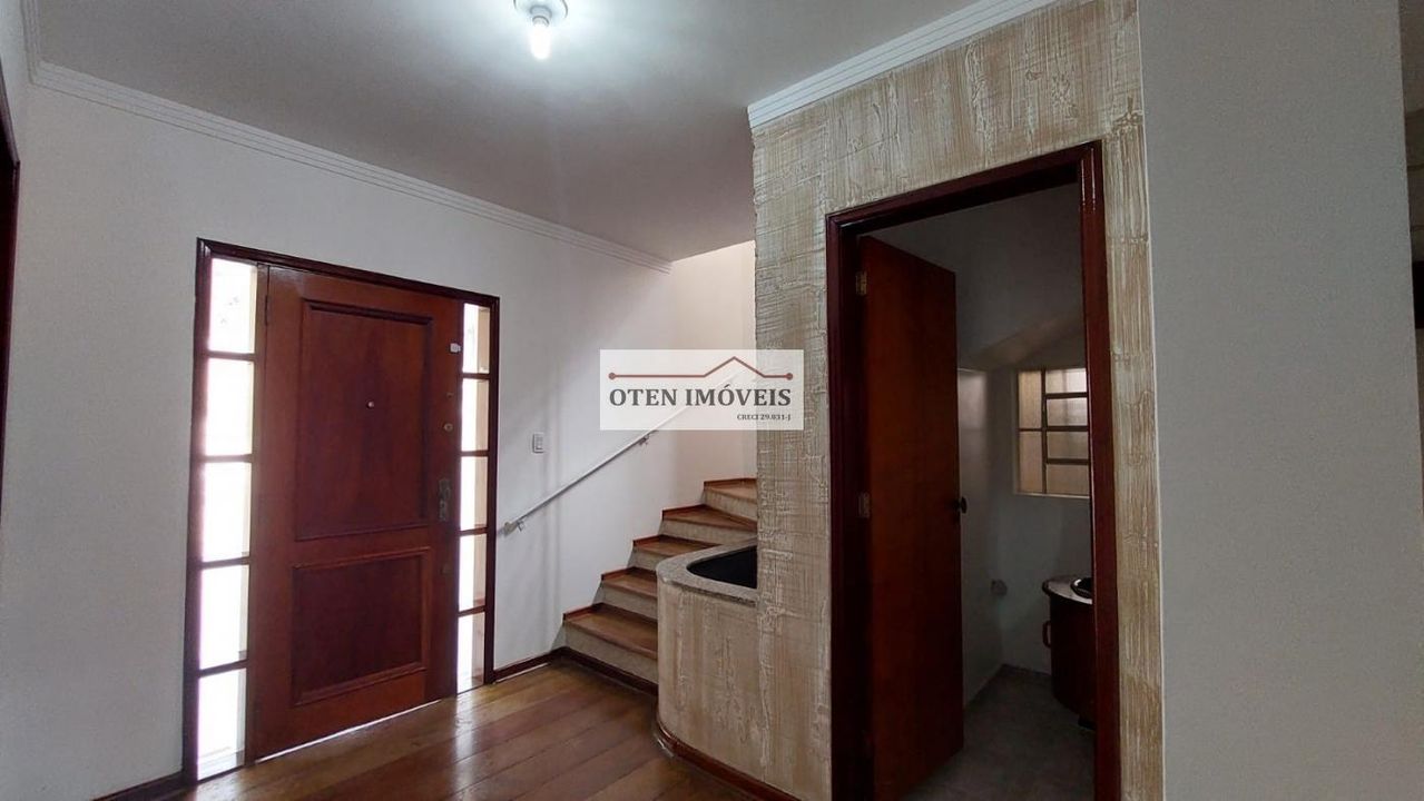 Casa à venda com 3 quartos, 220m² - Foto 7