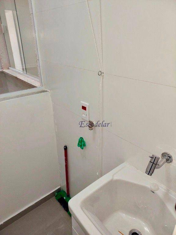 Apartamento à venda com 2 quartos, 35m² - Foto 13