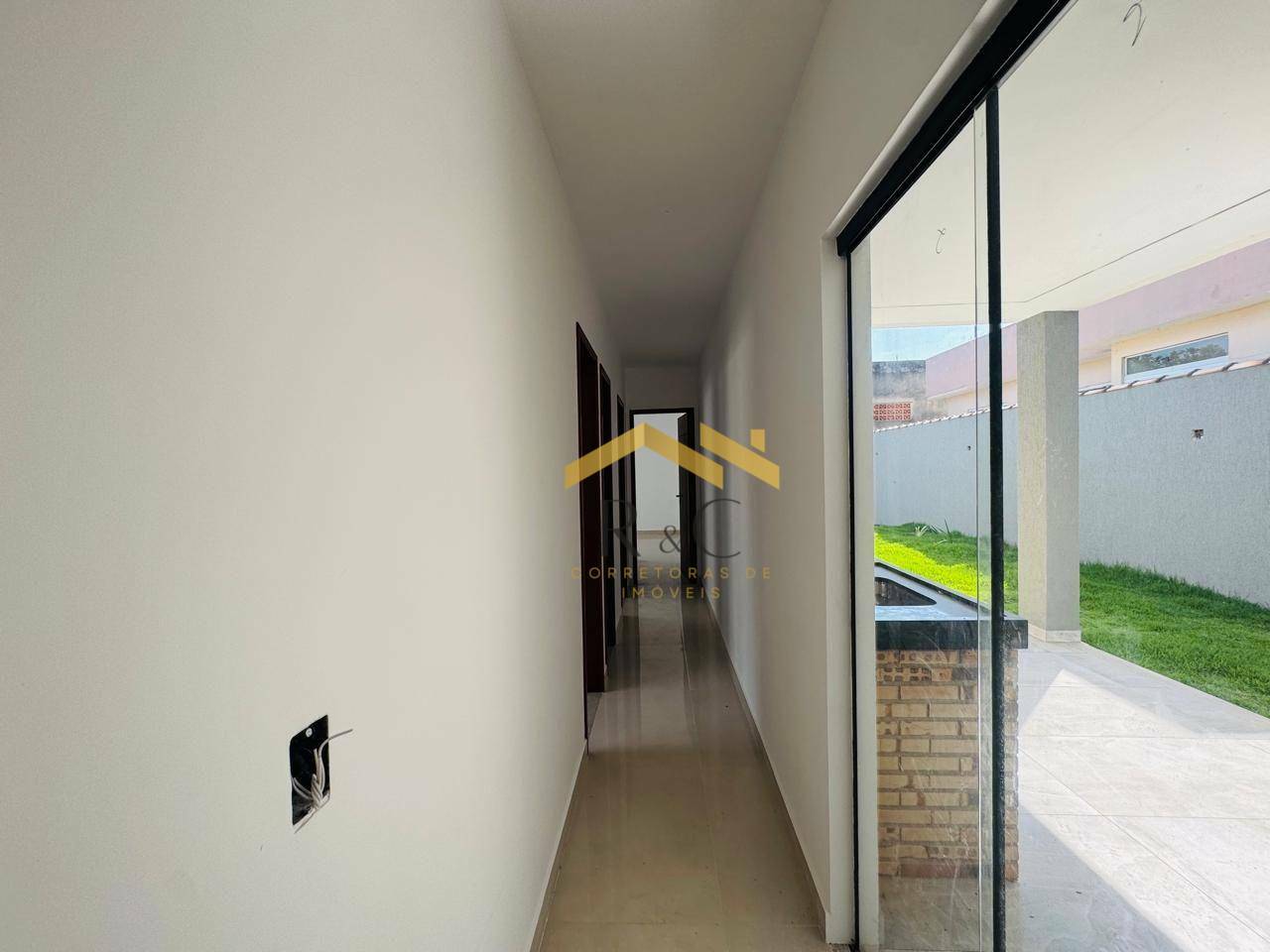 Casa à venda com 3 quartos, 130m² - Foto 4