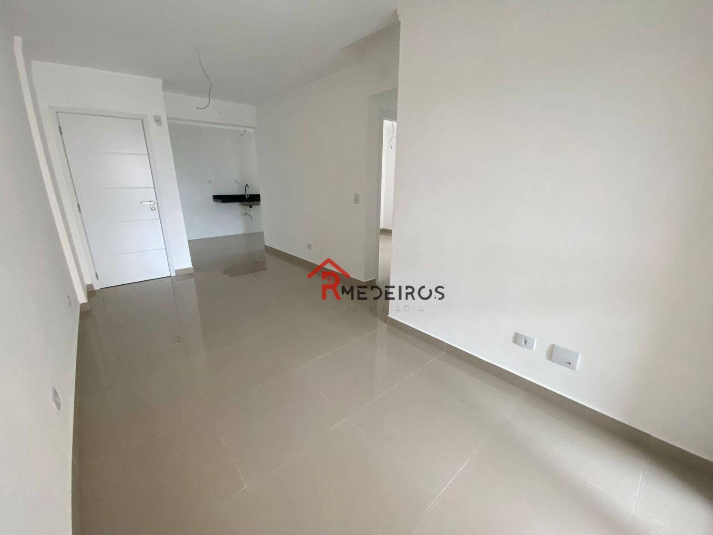 Apartamento à venda com 2 quartos, 77m² - Foto 3