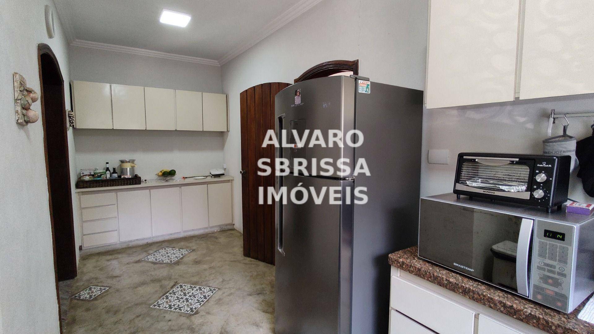 Chácara à venda com 5 quartos, 500m² - Foto 6