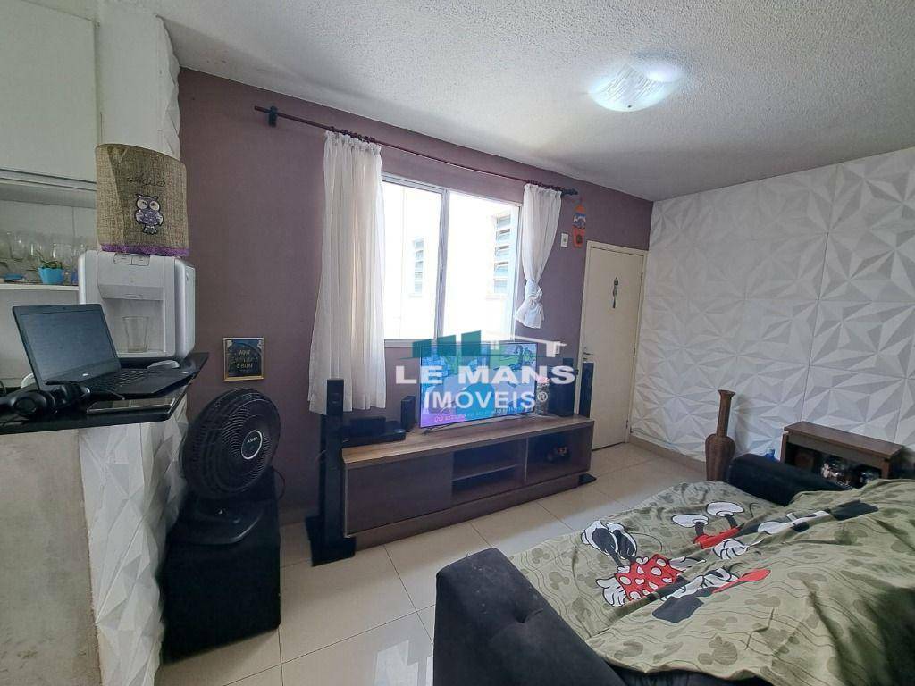 Apartamento à venda com 2 quartos, 45m² - Foto 4