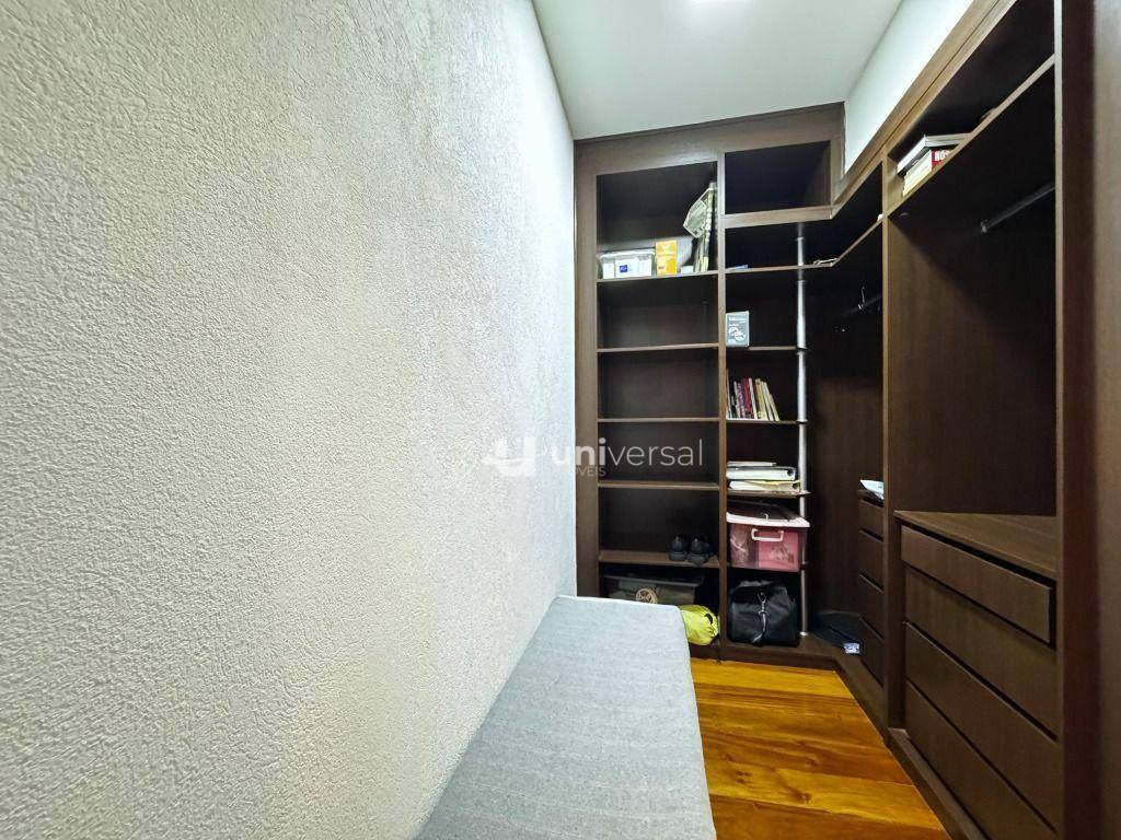 Apartamento à venda com 4 quartos, 208m² - Foto 11