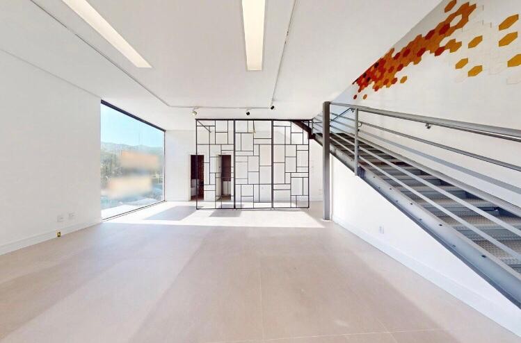 Loja-Salão para alugar, 99m² - Foto 2