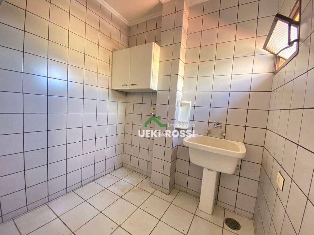 Apartamento à venda com 3 quartos, 97m² - Foto 13