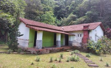 Sítio à venda com 3 quartos, 100000m² - Foto 7