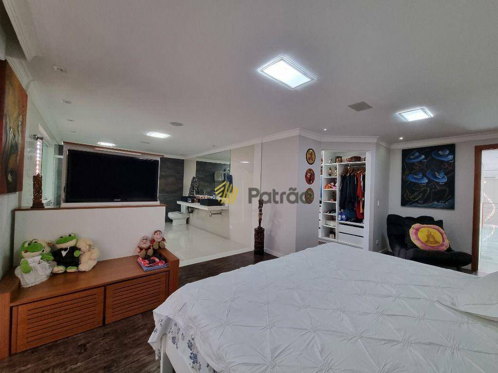 Sobrado à venda com 4 quartos, 381m² - Foto 5