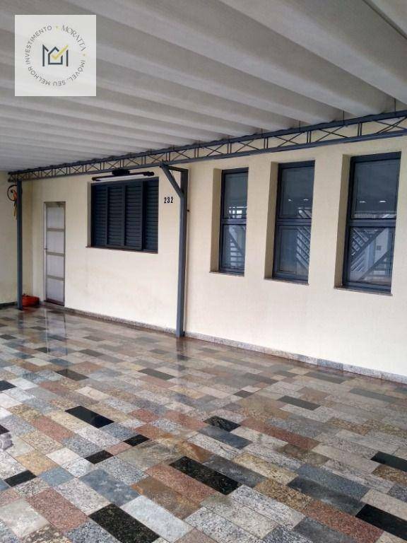 Casa à venda com 4 quartos, 140m² - Foto 1