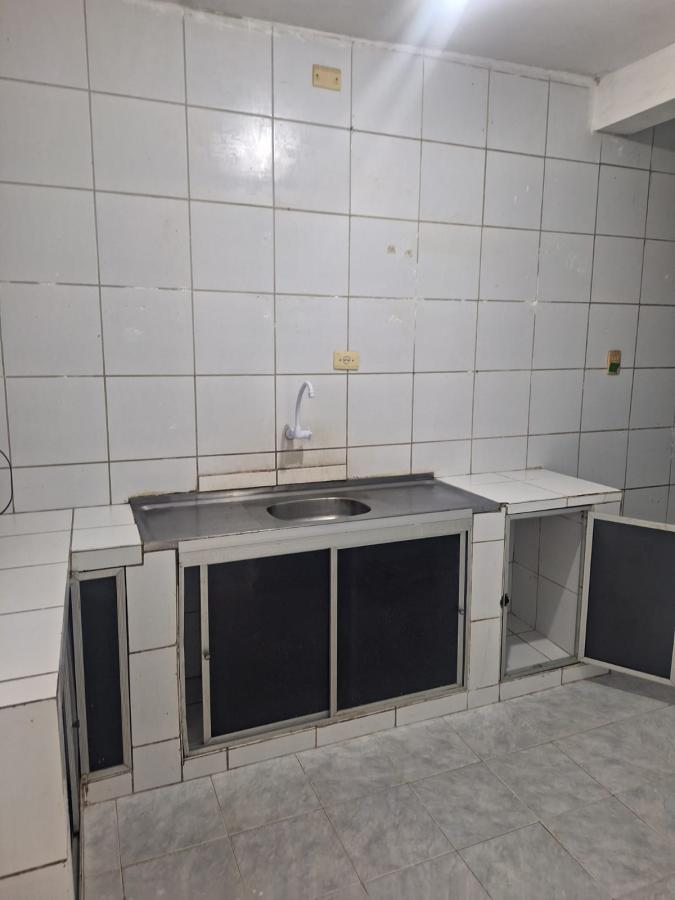 Casa para alugar com 2 quartos, 200m² - Foto 9