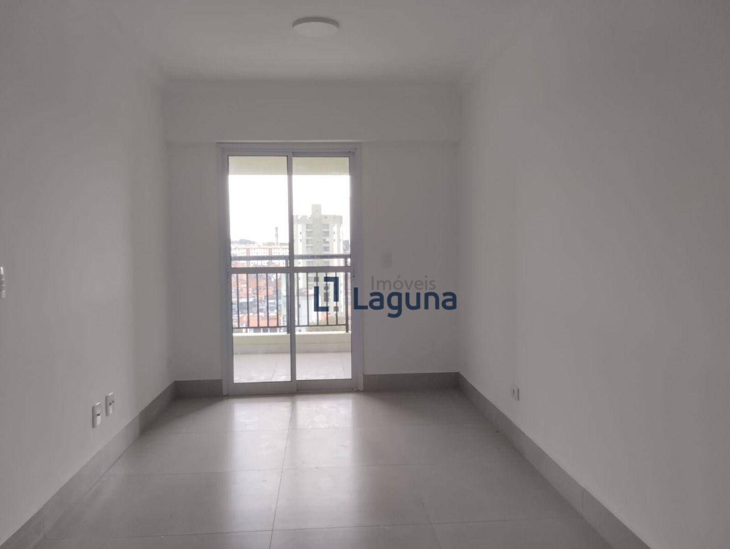 Apartamento para alugar com 2 quartos, 69m² - Foto 2