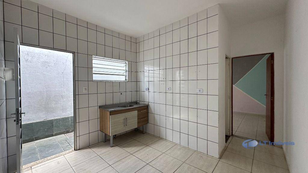 Casa à venda com 2 quartos, 99m² - Foto 8