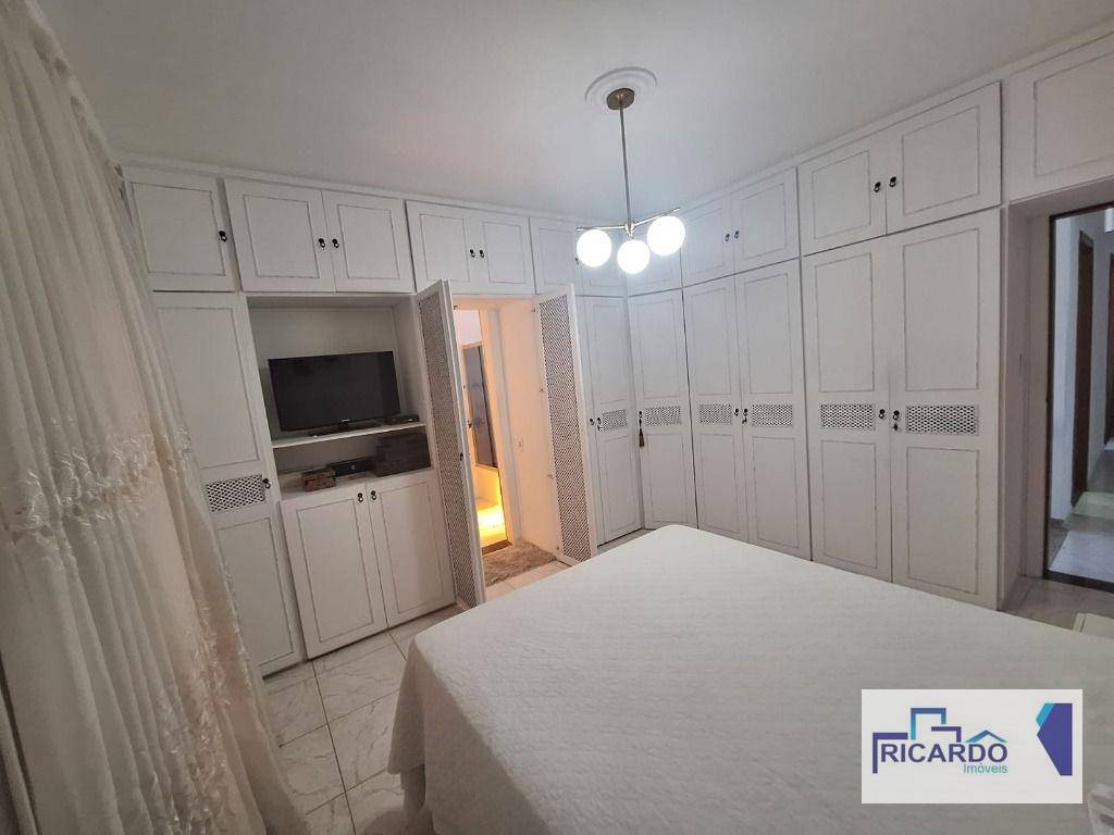 Sobrado à venda com 5 quartos, 238m² - Foto 12