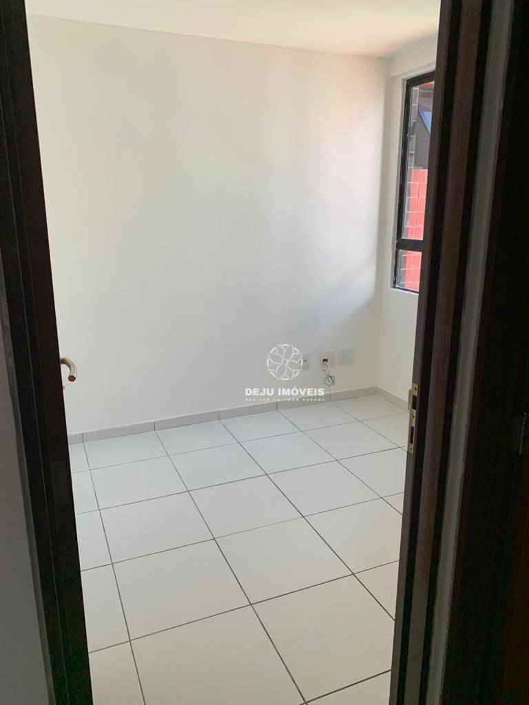 Apartamento à venda com 3 quartos, 85m² - Foto 11