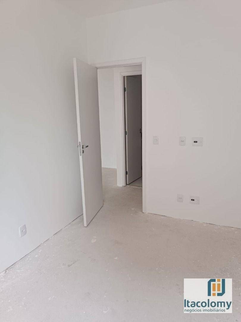 Apartamento à venda com 3 quartos, 69m² - Foto 21