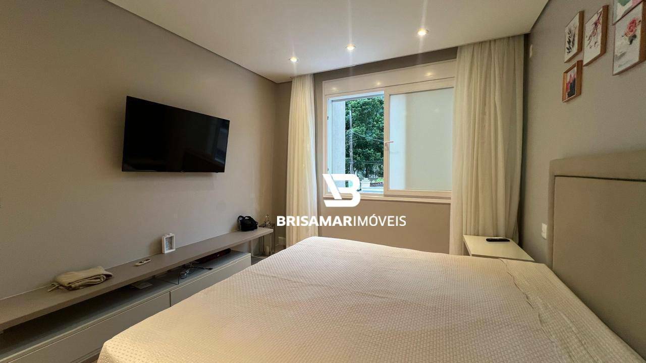 Casa à venda e aluguel com 4 quartos, 458m² - Foto 17