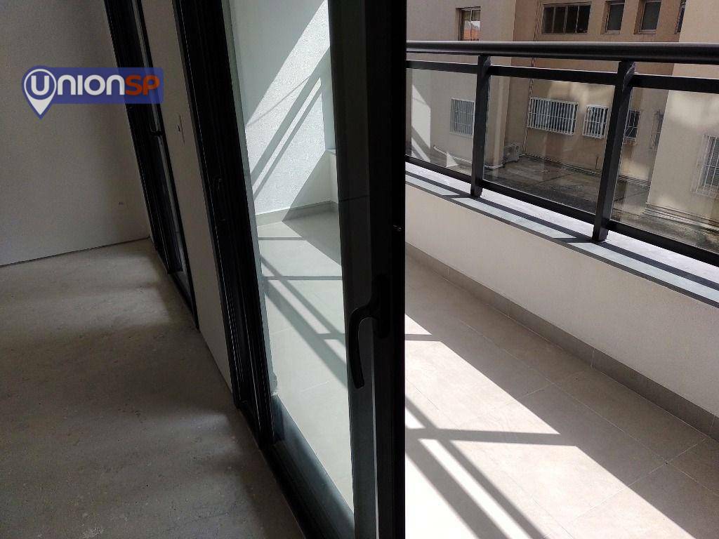 Apartamento à venda com 1 quarto, 42m² - Foto 3