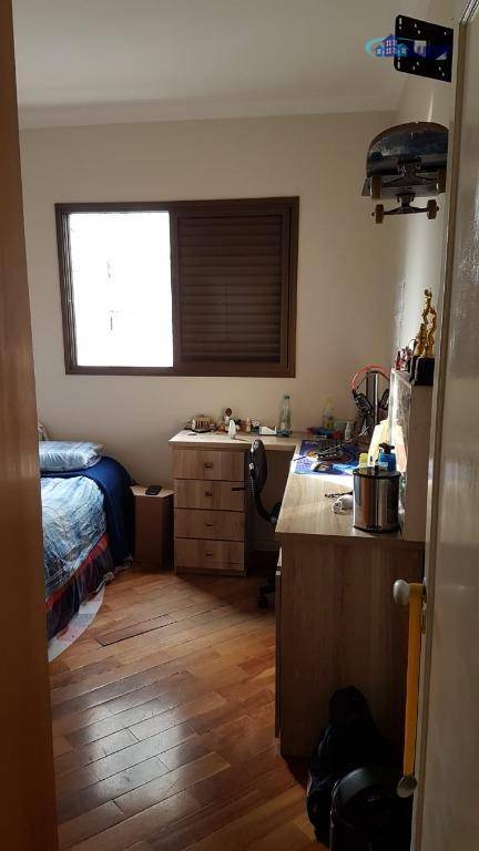 Apartamento à venda com 3 quartos, 94m² - Foto 11