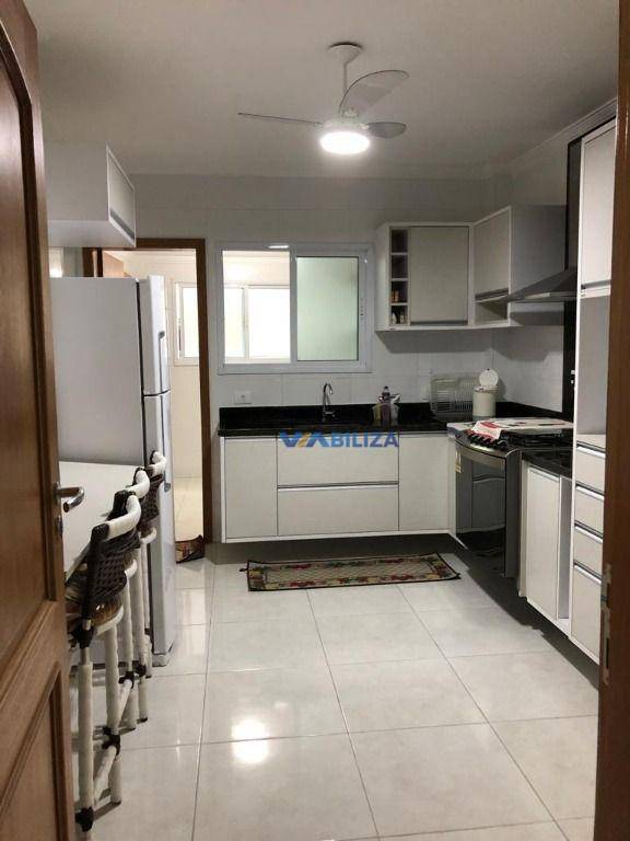 Apartamento à venda com 3 quartos, 147m² - Foto 18